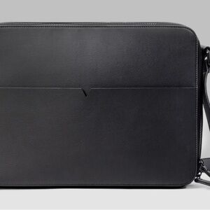 Von Holzhausen Black Vegan Tech Messenger Bag NWT